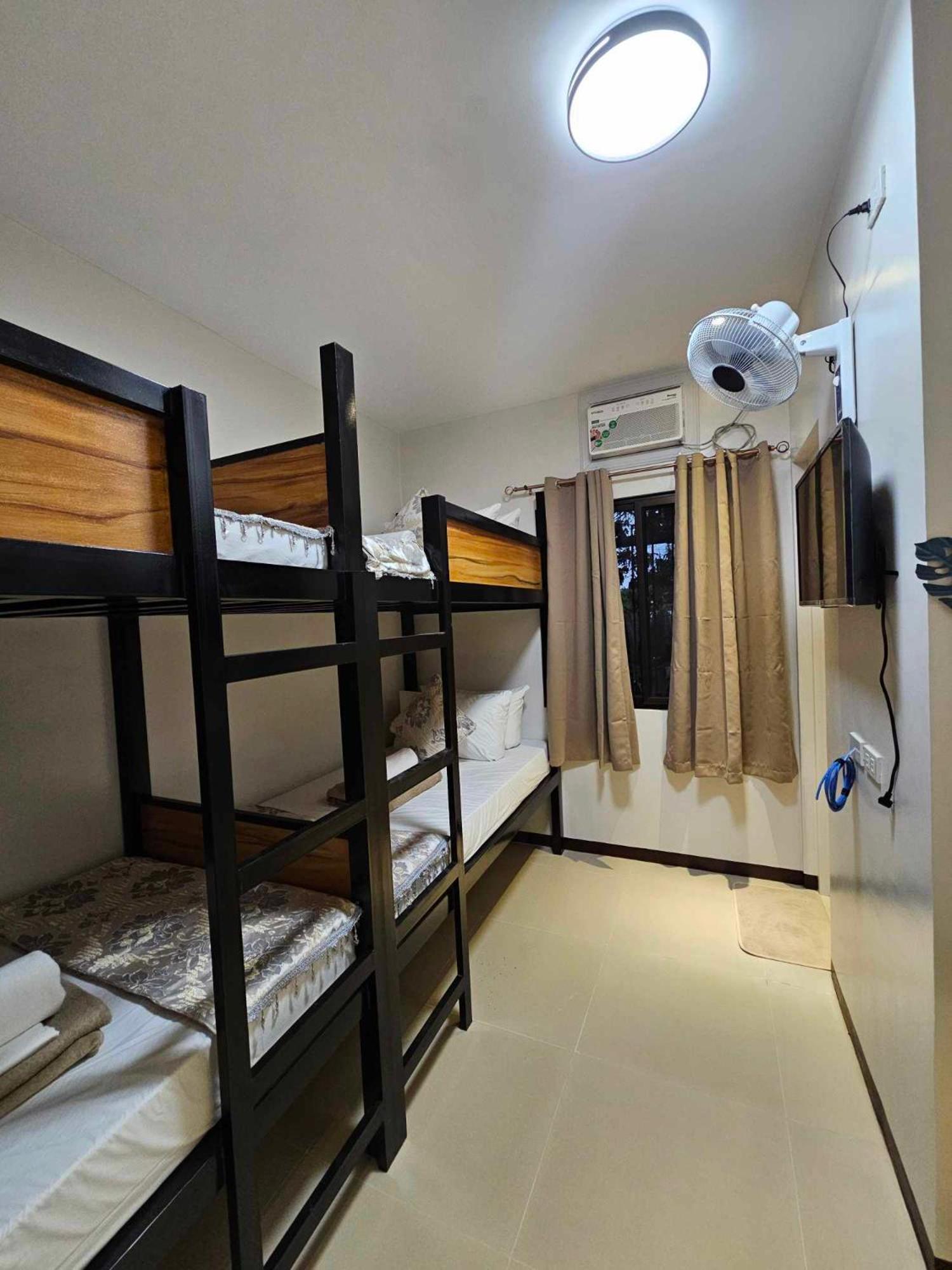 Jaijai'S Backpackers Inn Coron Exterior photo