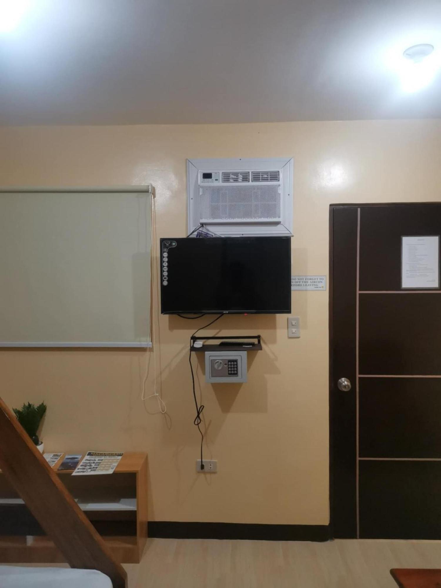 Jaijai'S Backpackers Inn Coron Exterior photo