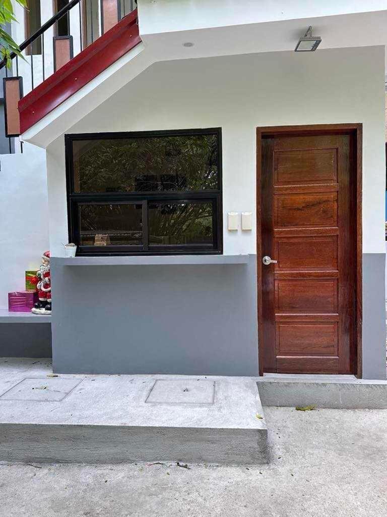 Jaijai'S Backpackers Inn Coron Exterior photo